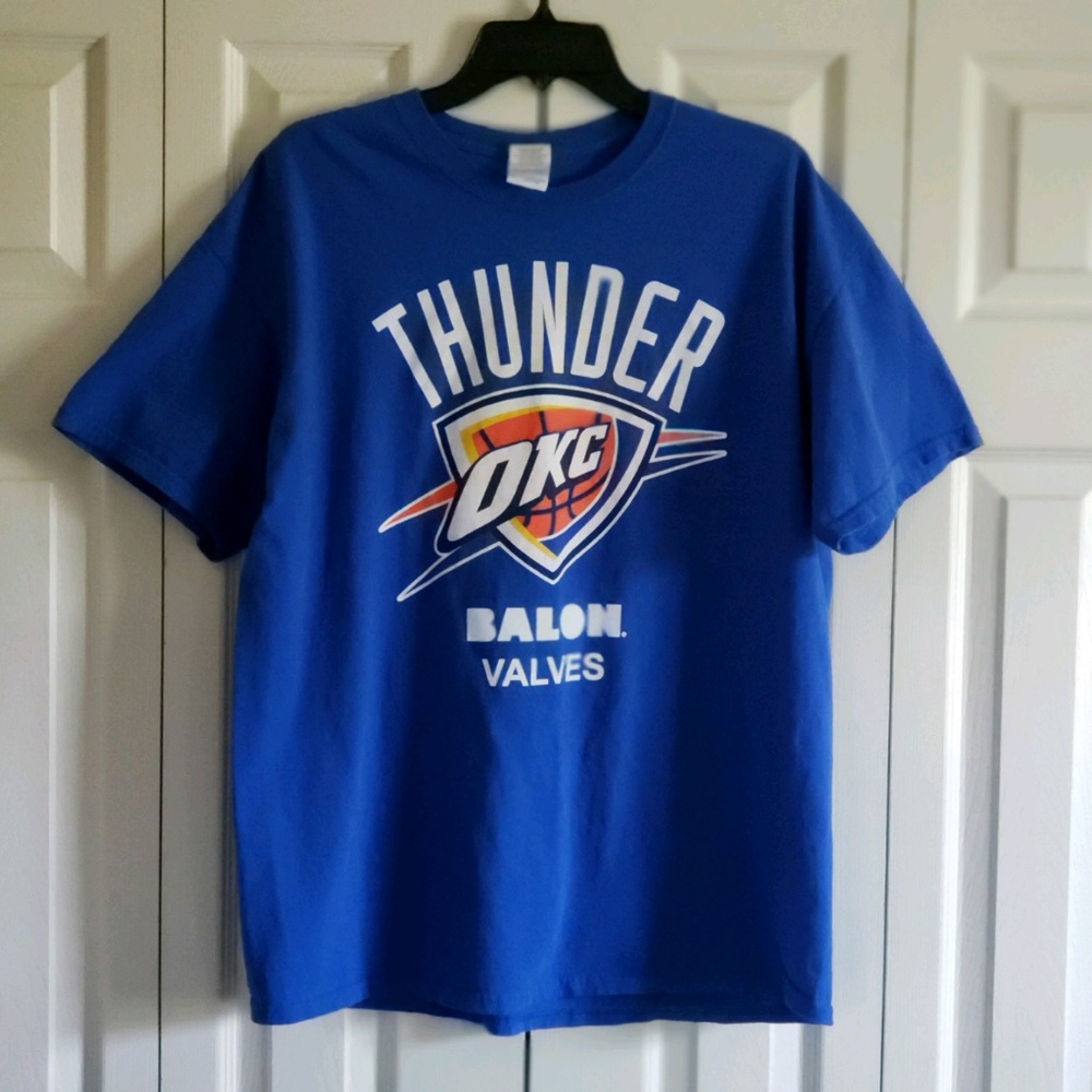 Mens OKC Thunder Tee size XL